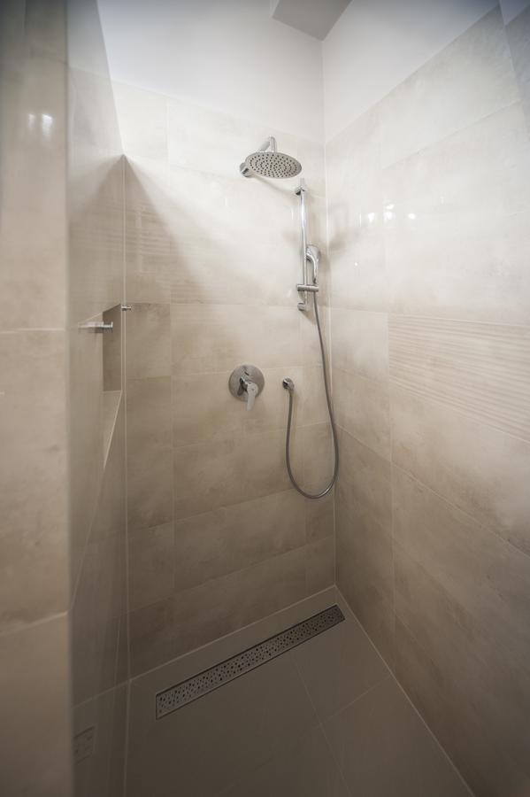 Przestronny Apartament Very Berry W Poznaniu Z Dwiema Sypialniami By Noclegi Renters Ngoại thất bức ảnh